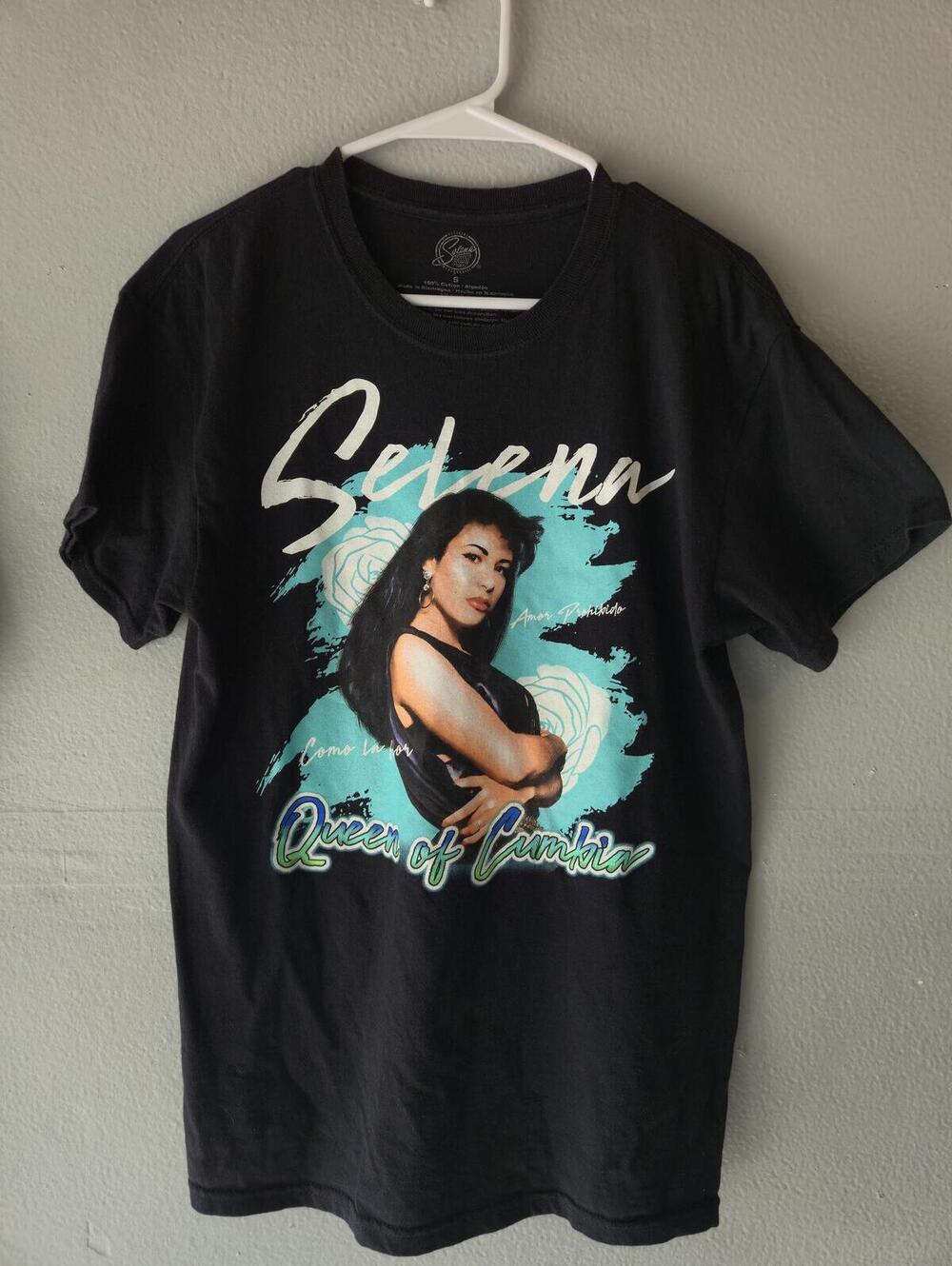 Selena Queen of Cumbia Black Cotton T-Shirt Size MEDIUM